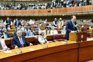 Pakistan Unveils Rs18.8tr Budget Targeting 4% Growth