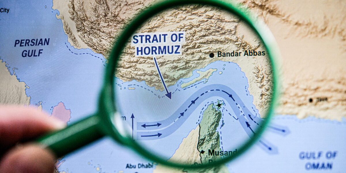 US and Iran Halt Fire Again in Ormuz Strait Standoff