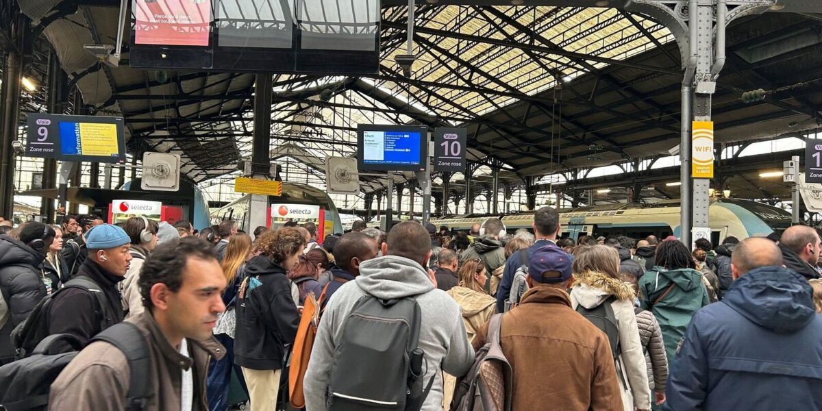 Paris Commuters Win Refunds After Rail ‘Axle Crisis’
