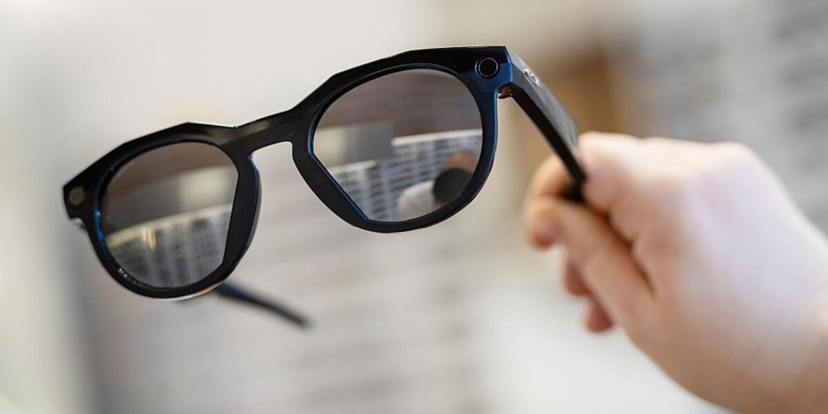 Meta Smart Glasses: The Hidden Privacy Threat in Plain Sight