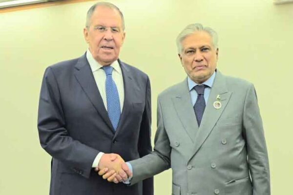 منیلا میں پاکستان اور روس کے درمیان تجارت اور توانائی میں تعاون بڑھانے پر اتفاق