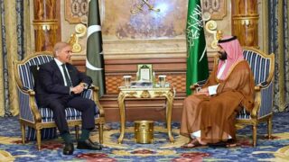 Pakistan Vows Support to Saudi Arabia After Houthi Attacks
