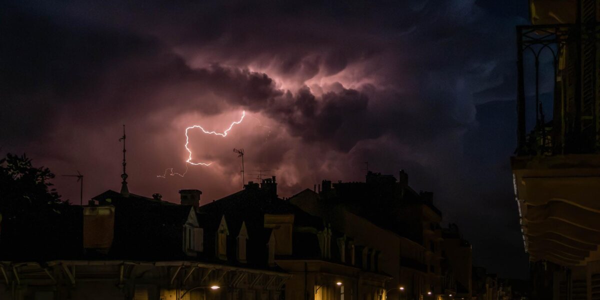 France Issues Orange Storm Alert for 39 Departments