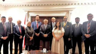 Pakistan Deputy PM Dar Meets British MPs in London