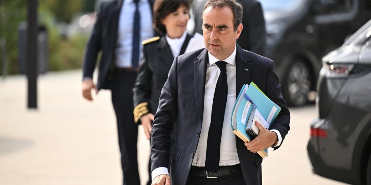 Lecornu's brutal summer: springboard for 2027?
