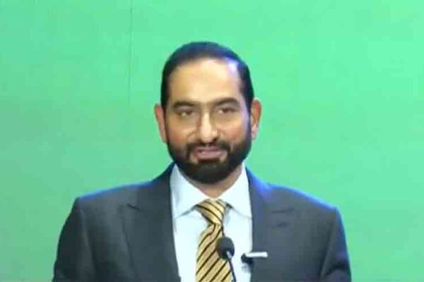 نئے صوبوں کے قیام سے اخراجات کم ہوں گے، میاں عامر محمود کا بڑا دعویٰ