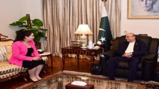 Pakistan President Urges Stronger China Trade Ties