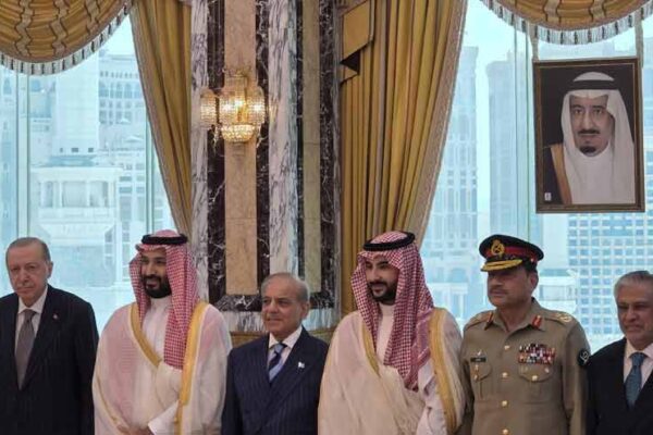 مکہ مشترکہ دفاعی معاہدے کی پہلی اعلیٰ سطحی میٹنگ آج استنبول میں، پاکستان کی شرکت