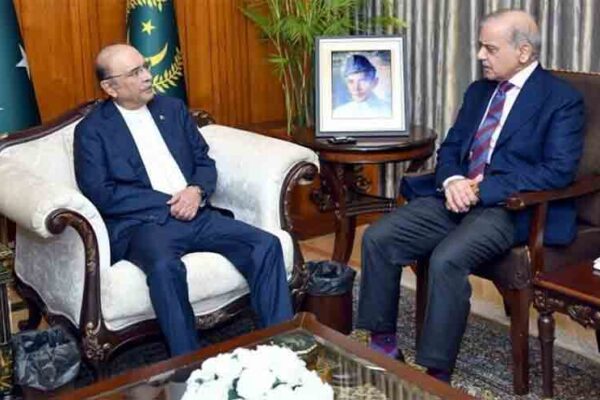 یوم استحصال: پاکستان کا کشمیریوں سے اظہار یکجہتی، بھارت پر انسانی حقوق کی پامالیوں کے خاتمے کا مطالبہ