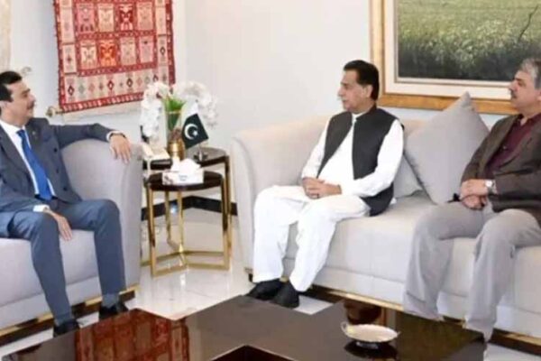 پارلیمانی قیادت کا ادارہ جاتی تعاون مضبوط بنانے پر اتفاق، جمہوری استحکام کے عزم کا اعادہ