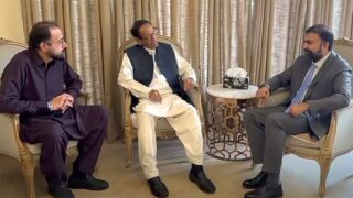 Balochistan CM Meets Shujaat Hussain in Lahore as Forces Press Anti-Militant Offensive