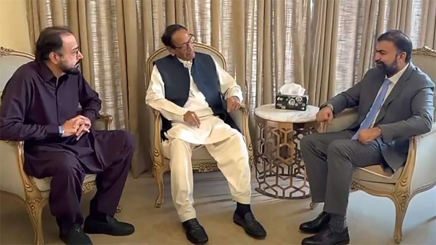 Balochistan CM Meets Shujaat Hussain in Lahore as Forces Press Anti-Militant Offensive