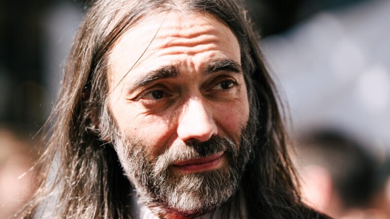 Villani Urges Math Students to Avoid AI Tools