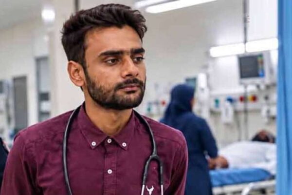 لاہور: جنرل ہسپتال کے لیبر روم میں جعلی ڈاکٹر گرفتار