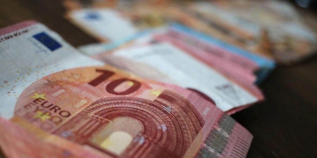 Paris Charges Suspect in €319M Drug Money Laundering