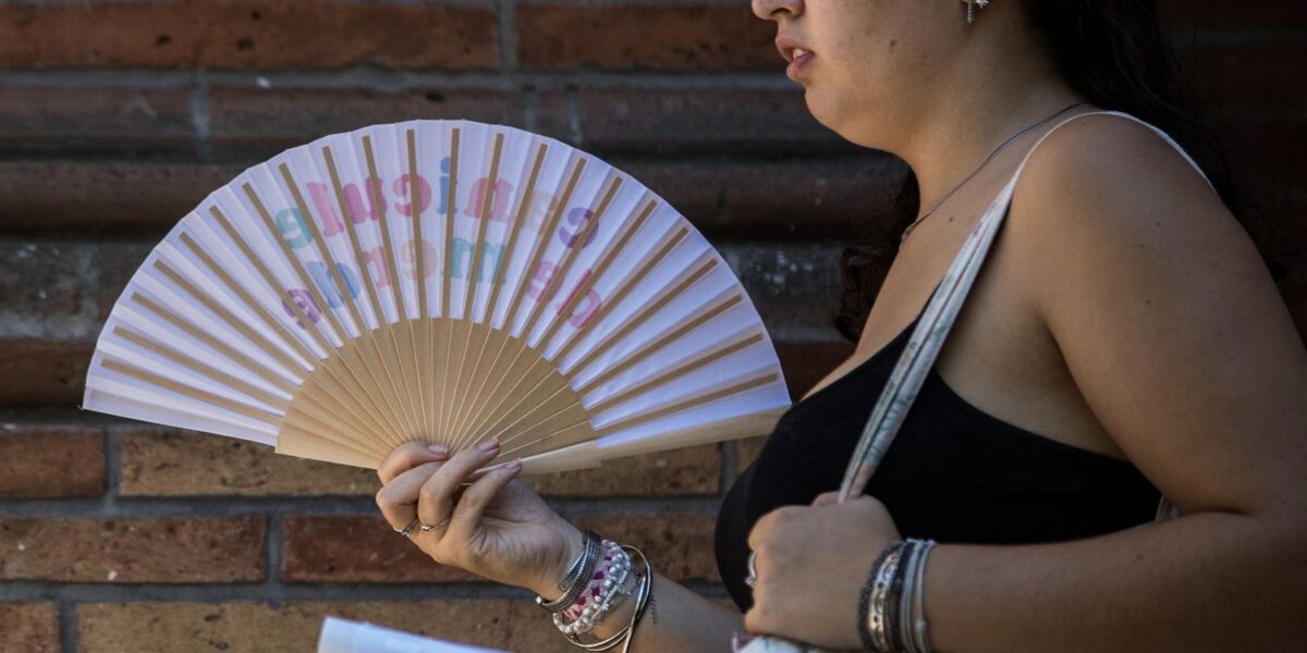 Late Heatwave Returns to France, Up to 38°C in Southwest