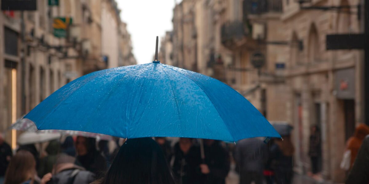 France Braces for 16°C Temperature Drop After Record Heat