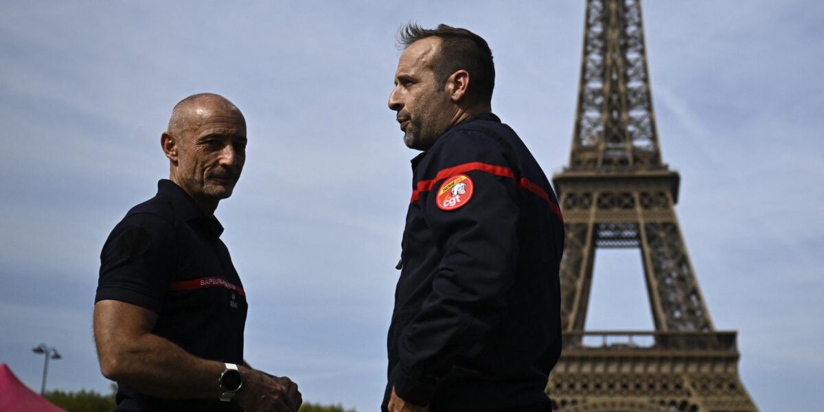 French Firefighters Pitch Camp at Eiffel Tower to Demand Better Pay and Conditions
