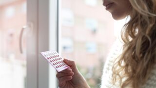 French Women Warned Over Desogestrel Pill Meningioma Risk