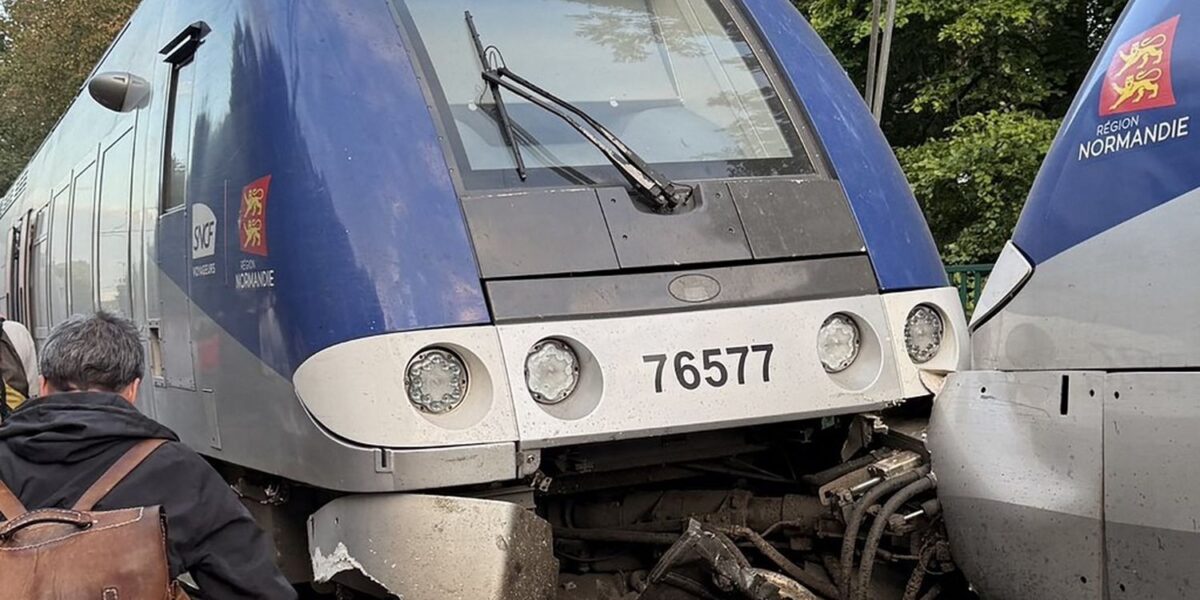 Caen Rail Workers Halt Trains After Near-Derailment