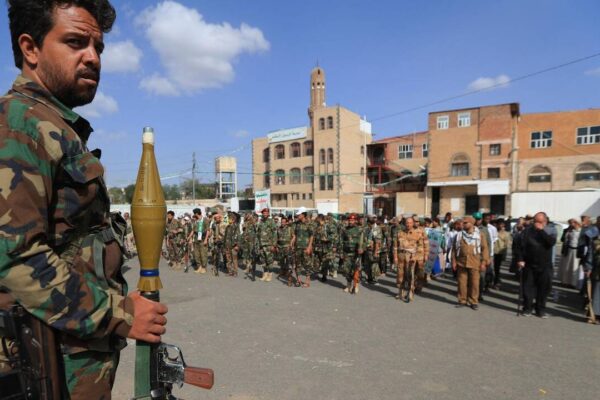 باب المندب کے قریب حوثیوں کی پیش قدمی، موکا پر قبضے کے بعد صورت حال سنگین