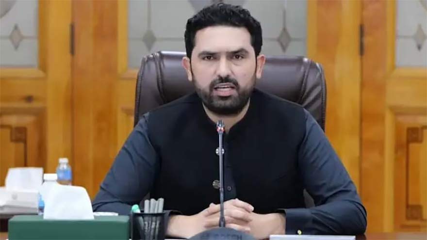 KP Chief Minister Afridi Refuses to Yield Amid Governor's Rule Threats