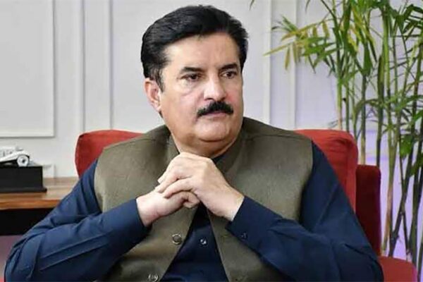 خیبرپختونخوا کے گورنر کا پی ٹی آئی پر سخت تنقید، کہا: طویل مارچ کی پوزیشن میں نہیں
