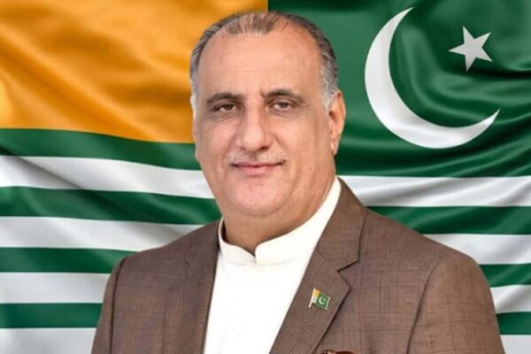نواز شریف کا آزاد کشمیر صدر کے لیے ڈاکٹر نجیب نقی خان کی نامزدگی کا اعلان