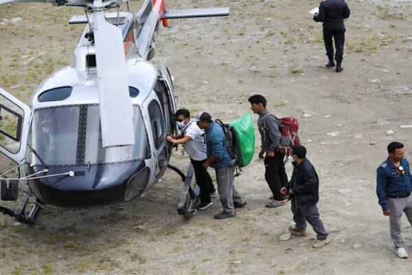 نیپال میں تباہ کن سیلاب: ہلاکتیں 1100 سے تجاوز، لاپتہ افراد کی تلاش جاری