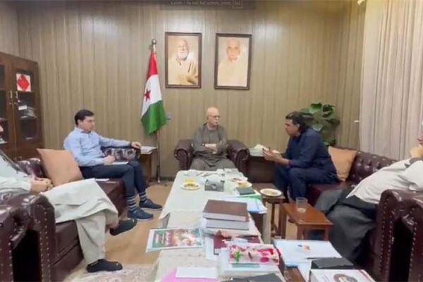 اسلام آباد میں اپوزیشن رہنماؤں کا اہم اجلاس، لانگ مارچ کی تیاریوں کا جائزہ