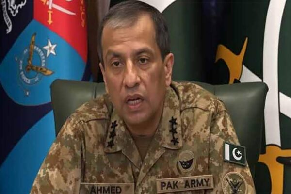 پاکستان دہشت گردوں سے مذاکرات نہیں کرے گا، افغان طالبان سے بات چیت کا دروازہ کھلا ہے: ڈی جی آئی ایس پی آر