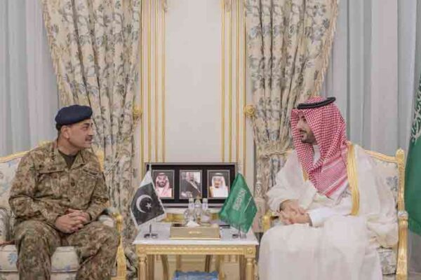 پاکستان اور سعودی عرب کا مکہ مشترکہ دفاعی معاہدے پر تعاون جاری رکھنے کا عزم