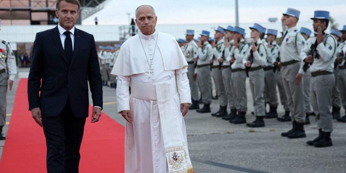 Pope Leo XIV Concludes Landmark France Visit with Peace Appeal in Metz