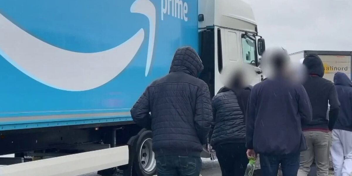 Amazon Opens Beauvais Warehouse, Creating Nearly 1,000 Jobs Amid Working Condition Concerns