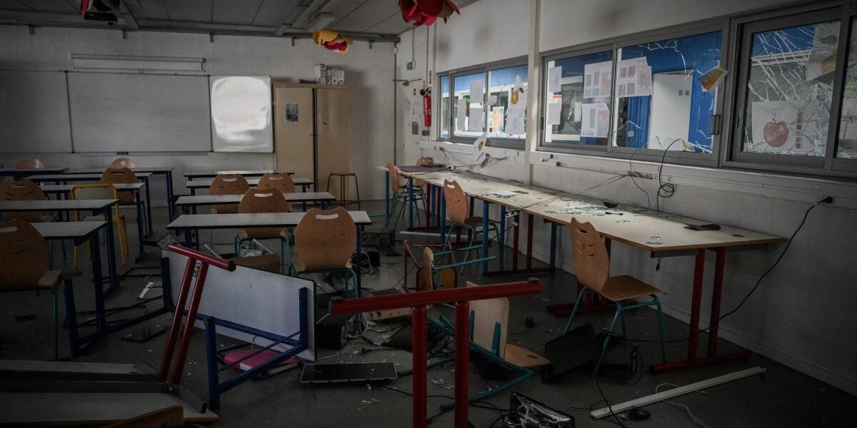 High School Near Bordeaux Ransacked During Student Protests, Causing Massive Damage