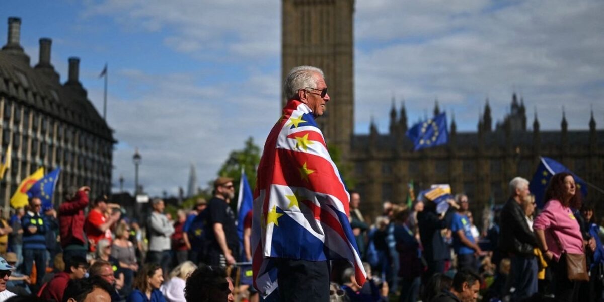 Over Half of Britons Back EU Return as "Breturn" Gains Momentum