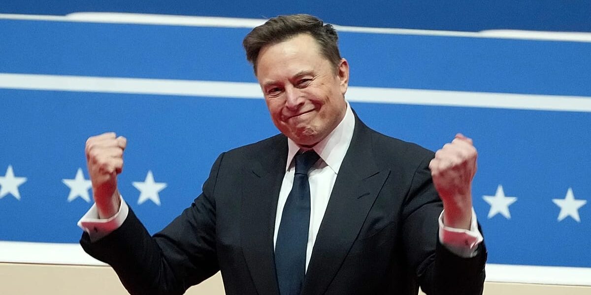 Elon Musk Unveils Flying Tesla Roadster With SpaceX Thrusters in Dramatic Live Demo