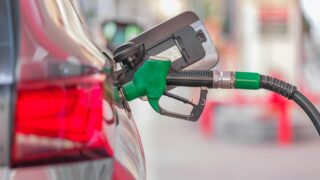 France Cuts Emissions as Soaring Fuel Prices Curb Consumer Demand