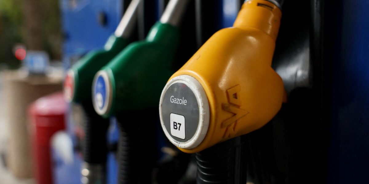 France Taps Strategic Diesel Reserves to Slash Pump Prices by Up to 18 Cents
