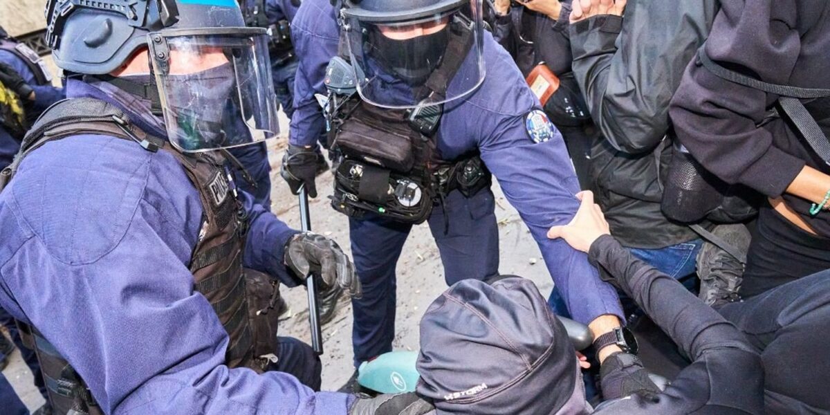 France's High School Protests: Why 6,877 Police Custody Orders Spark Fierce Debate
