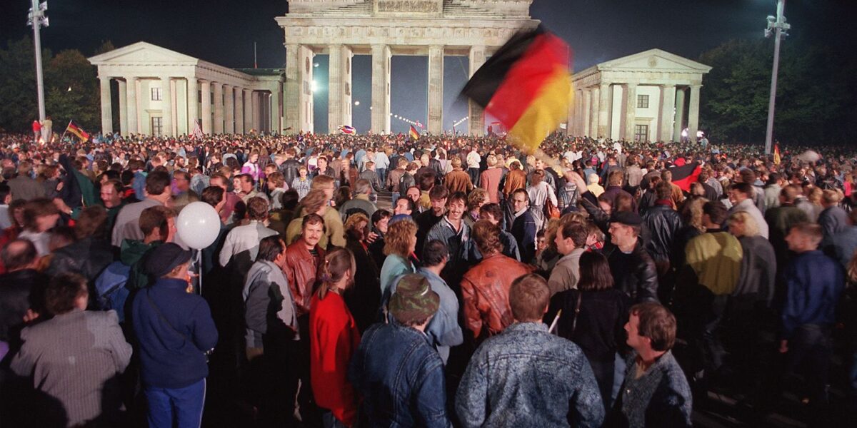 Germany's Unity Day Highlights Lingering East-West Divide 36 Years After Reunification