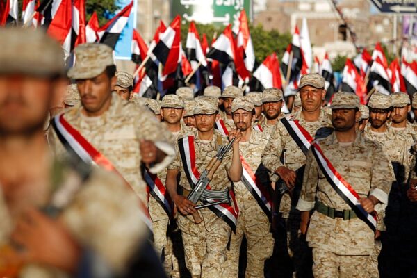حوثی حملوں کا سعودی عرب پر زور، عرامکو عمارت میں آگ، ریاض میں چار زخمی