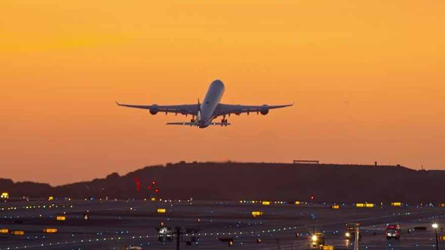 Five Flights Cancelled from Lahore to Saudi Arabia and Gulf Destinations Amid Rising Middle East Tensions