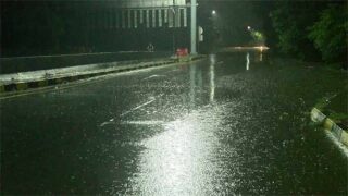 Lahore Welcomes Winter as First Rain Blankets the City