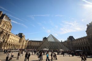 Louvre Could Close to Public Without Urgent Overhaul, Director Warns