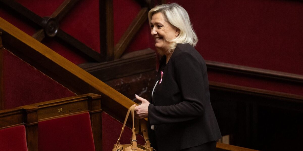 Le Pen Bets on Optimism and "Tranquil Force" as She Locks In 2027 Frontrunner Status