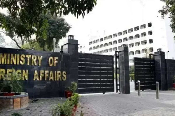 ریاض ایئرپورٹ پر حوثی حملے کی پاکستان کی شدید مذمت، سعودی عرب کے ساتھ یکجہتی کا اعادہ