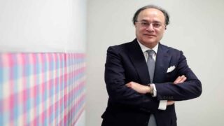 Pakistan Eyes 4% Growth and $1 Billion Privatisation Windfall