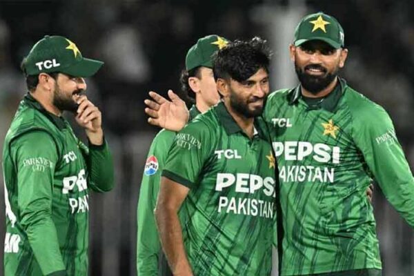 پاکستان نے سری لنکا کو دوسرے ٹی ٹوئنٹی میں 82 رنز سے شکست دے دی