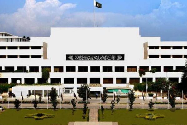 خیبر پختونخوا میں ایمرجنسی اور گورنر راج کی منظوری، اپوزیشن کا شدید احتجاج